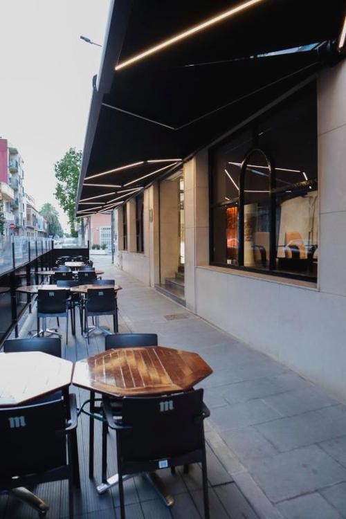 City break vibes just outside Valencia - Hotel Benetusser