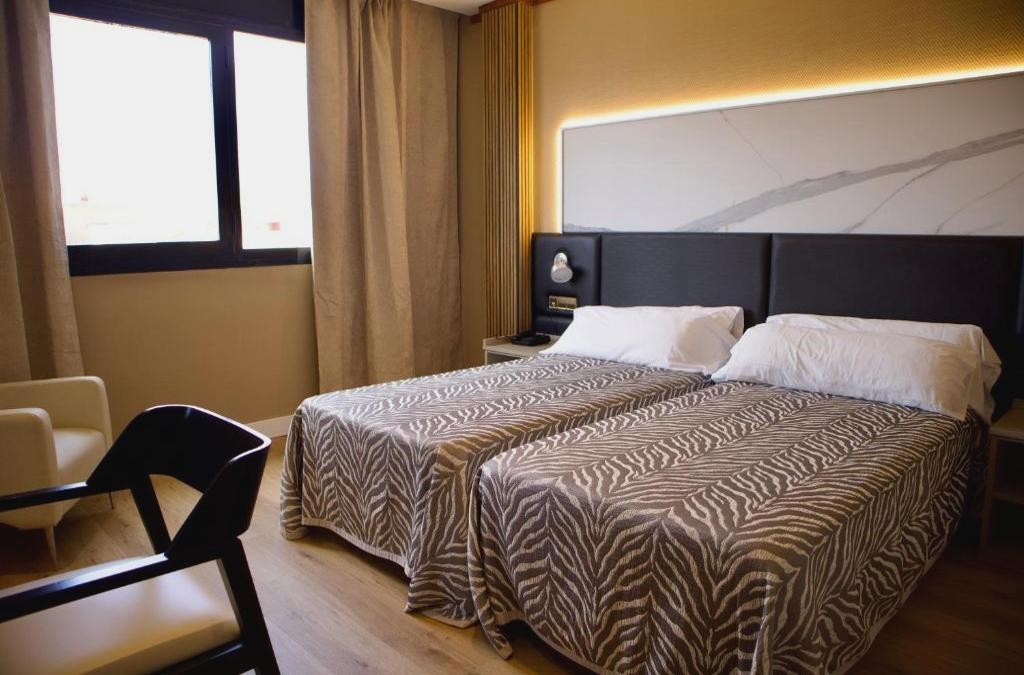 City break vibes just outside Valencia - Hotel Benetusser