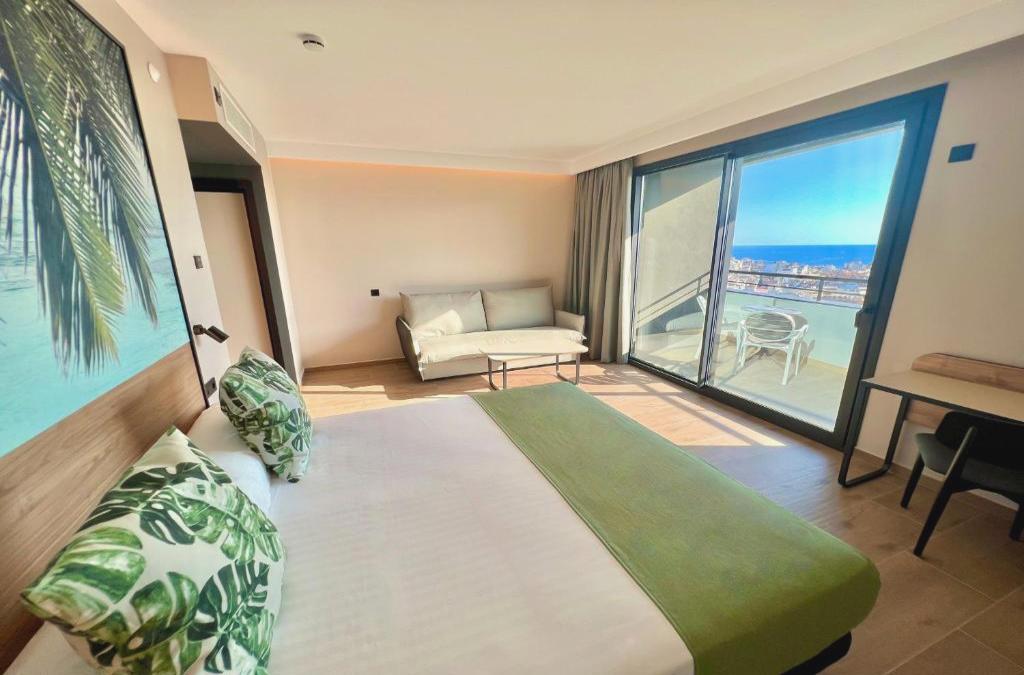 Benidorm : hôtel 4 étoiles supérieur - Hotel Primavera Park