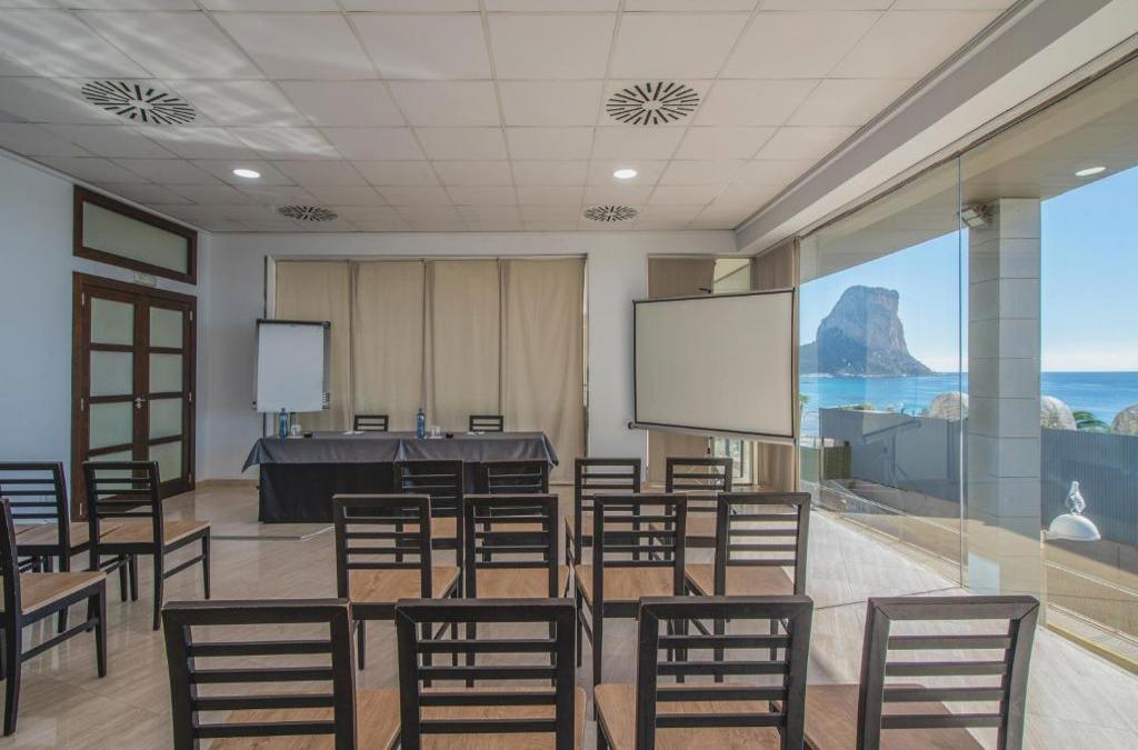 Sea views and sunshine in Calpe, Costa Blanca