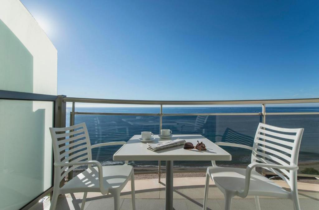 Sea views and sunshine in Calpe, Costa Blanca - Hotel Bahía Calpe by Pierre & Vacances