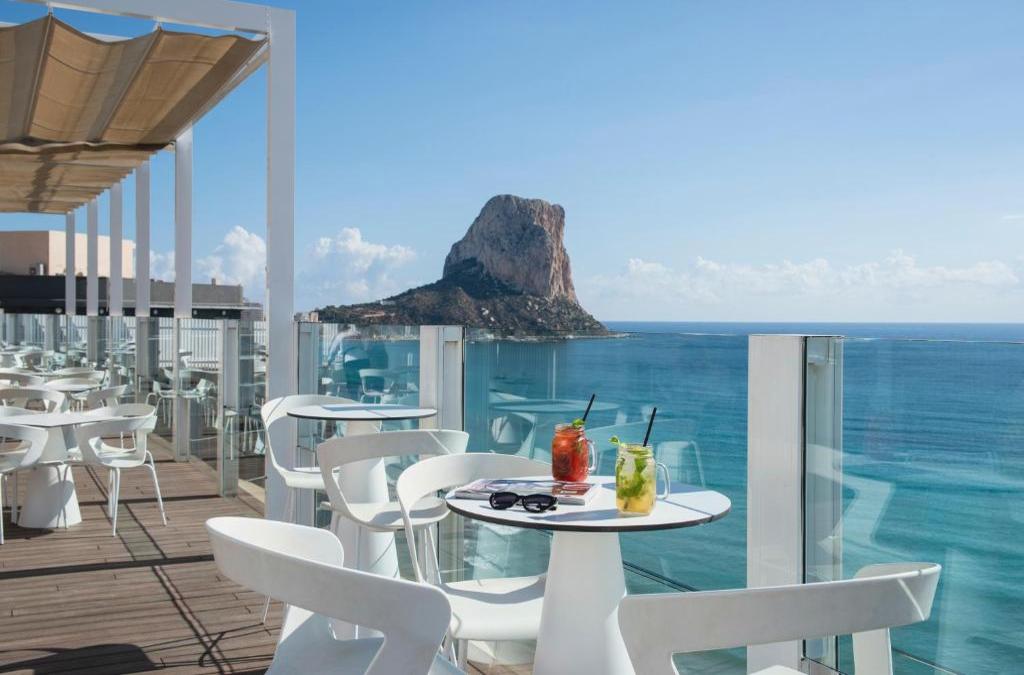 Sea views and sunshine in Calpe, Costa Blanca - Hotel Bahía Calpe by Pierre & Vacances