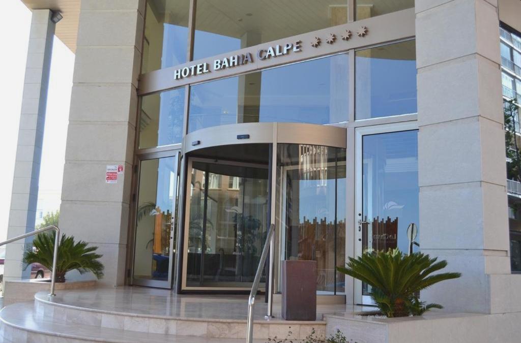 Sea views and sunshine in Calpe, Costa Blanca - Hotel Bahía Calpe by Pierre & Vacances