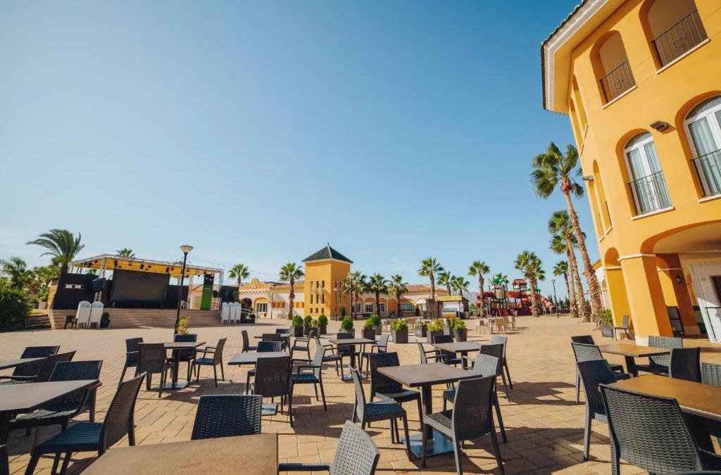 Discover one of the most complete Campsite Resorts in Europe.