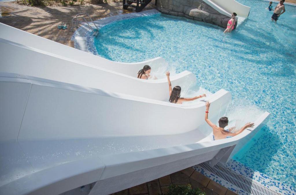 Discover one of the most complete Campsite Resorts in Europe. - Alannia Costa Blanca