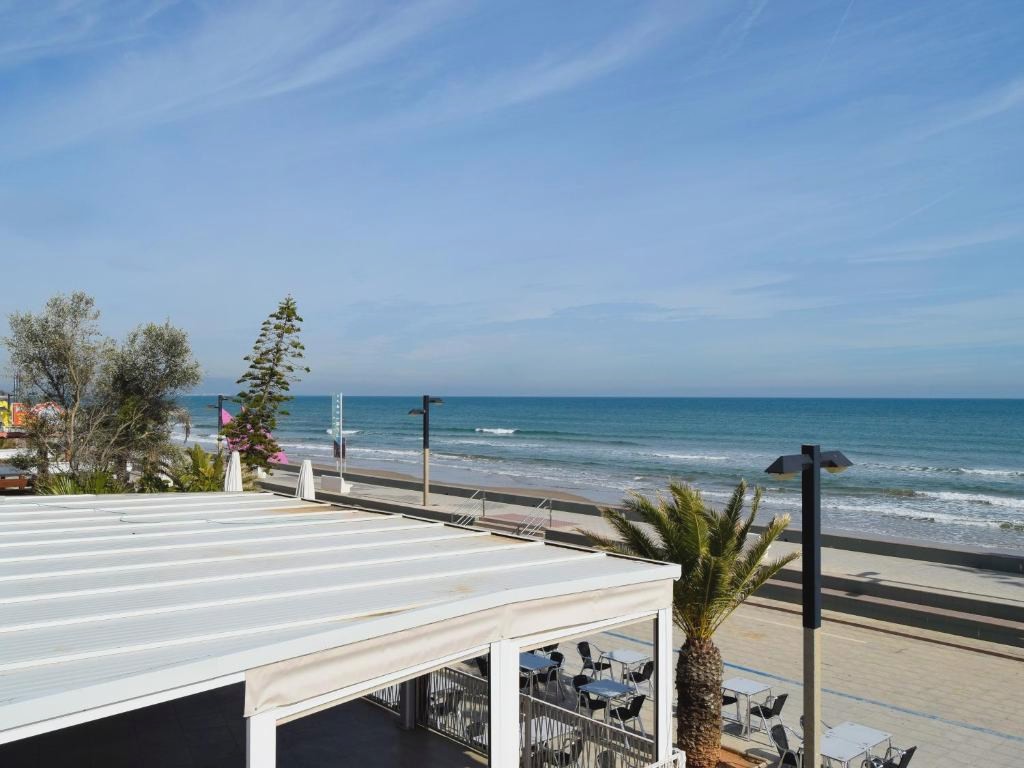 Oropesa del Mar, o seu apartamento à beira-mar - Apartamentos Oropesa Primera Línea De Playa 3000