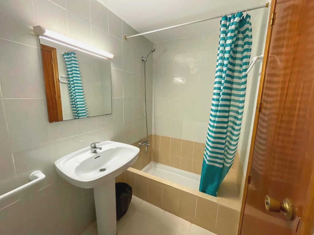 Oropesa del Mar, o seu apartamento à beira-mar - Apartamentos Oropesa Primera Línea De Playa 3000