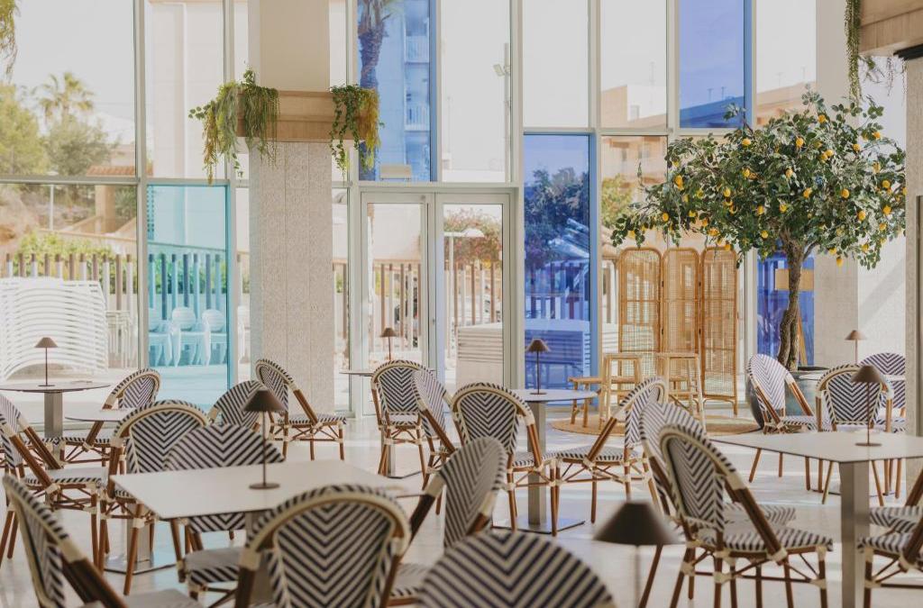 Desfrute do verão em Peñíscola num hotel 4* - Palladium Hotel Peñiscola