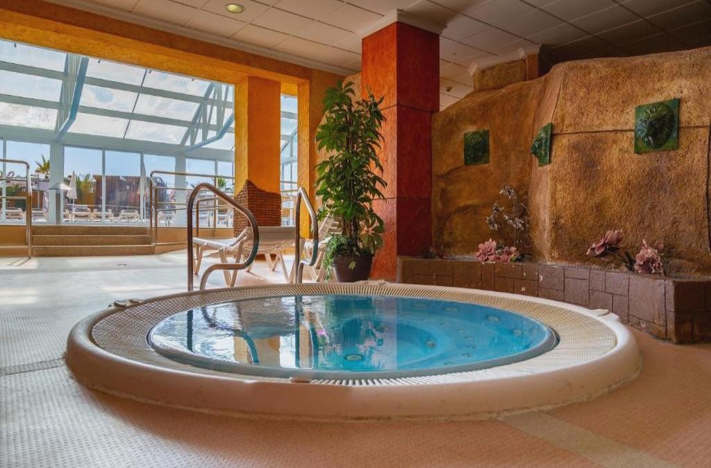 Your Family Summer Holiday in Peñíscola at Gran Hotel Peñíscola - Gran Hotel Peñíscola