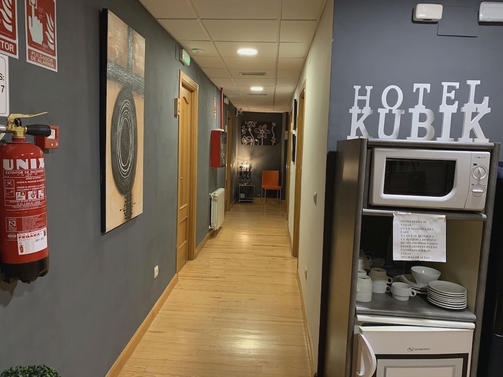 KubiK HOTEL