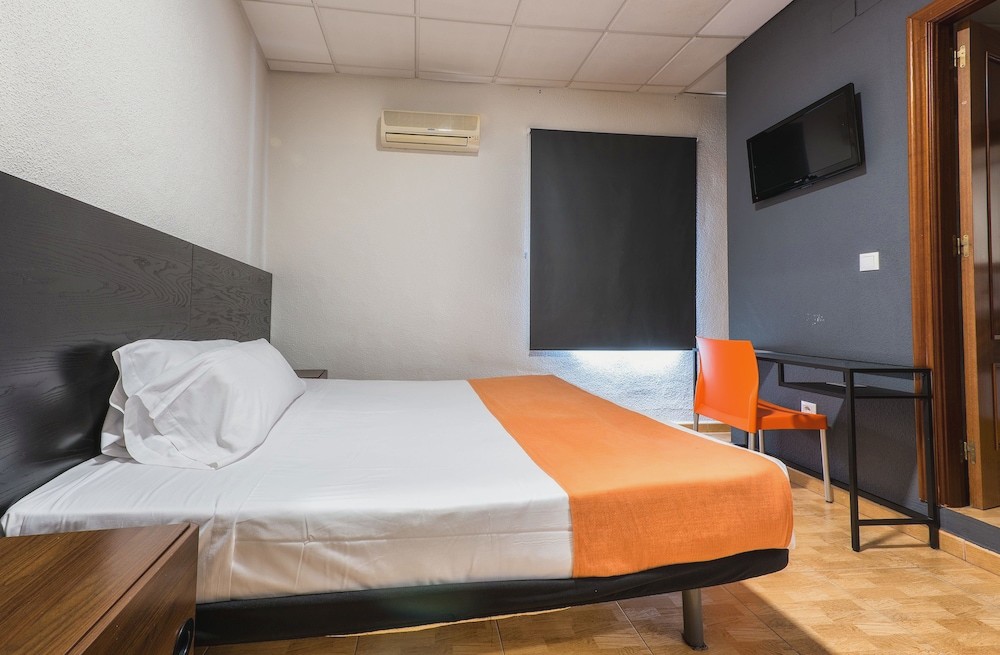 KubiK HOTEL