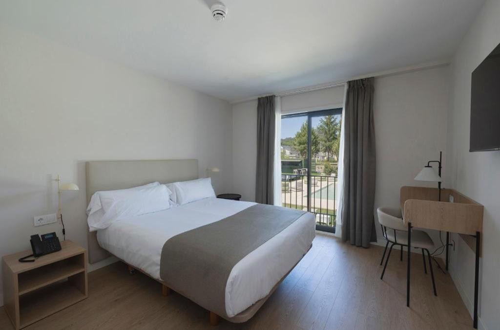 Hotel H4 Cangas 3 Superior