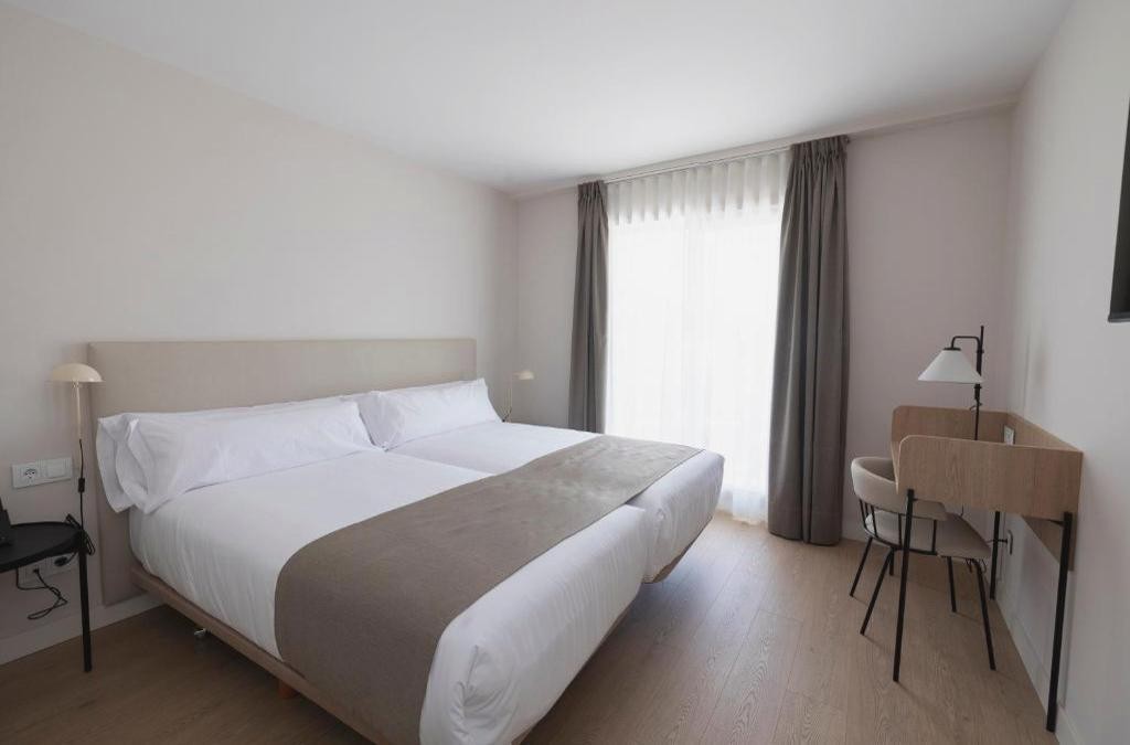 Hotel H4 Cangas 3 Superior