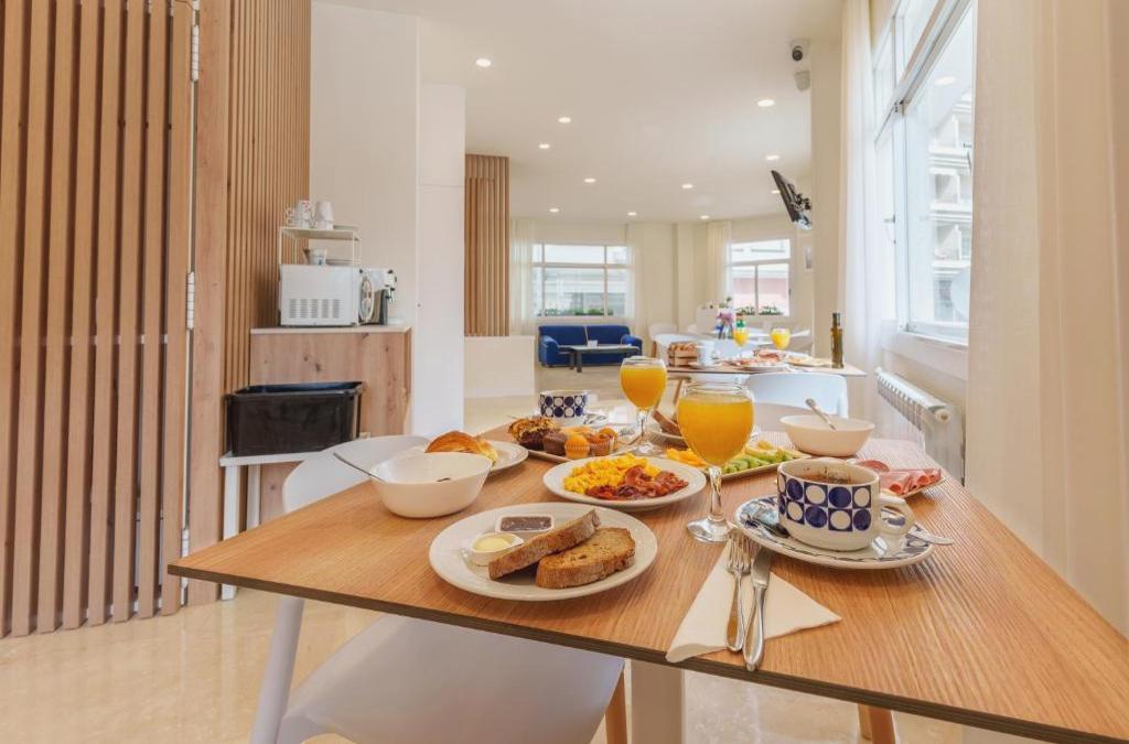 Atlantic air and beach walks in central Sanxenxo - Hotel Panadeiramar