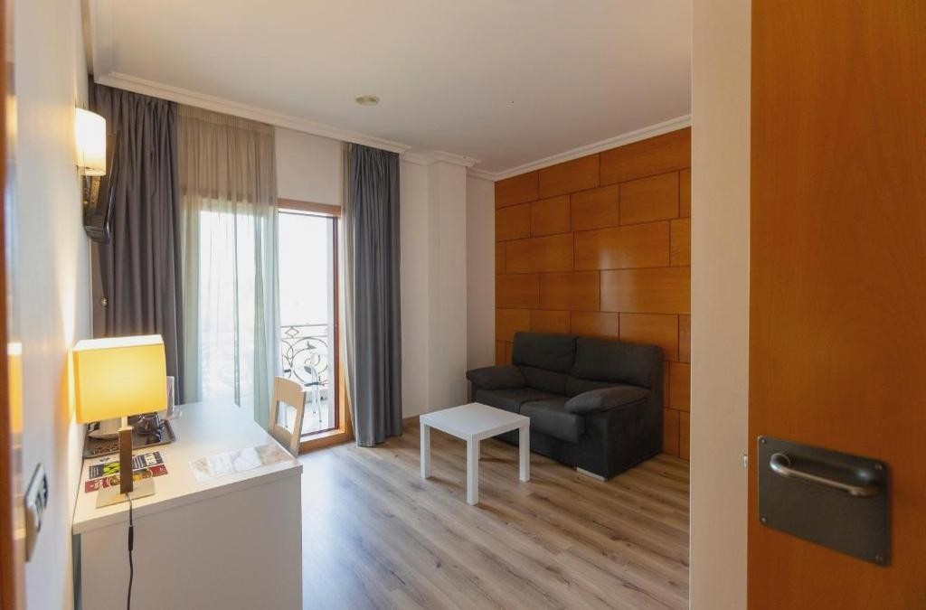 Galicia Unveiled: Explore the Enchanting Wonders of Spain's Northwest Coast - Hotel Alfonso I