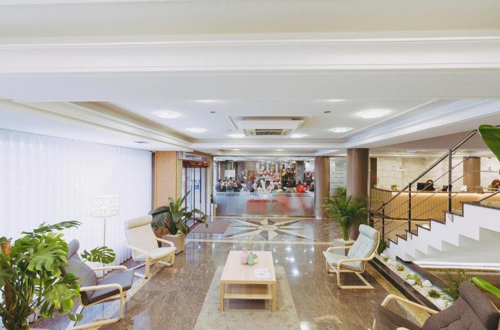 Galicia Unveiled: Explore the Enchanting Wonders of Spain's Northwest Coast - Hotel Alfonso I