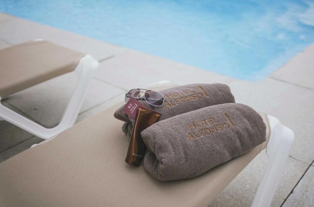 Galicia Unveiled: Explore the Enchanting Wonders of Spain's Northwest Coast - Hotel Alfonso I
