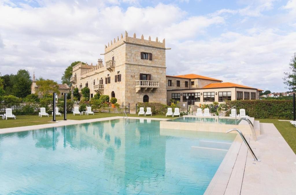 Villagarcía de Arosa : ancien palais galicien - Hotel Pazo O Rial