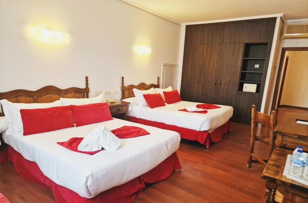 Villagarcía de Arosa : ancien palais galicien - Hotel Pazo O Rial