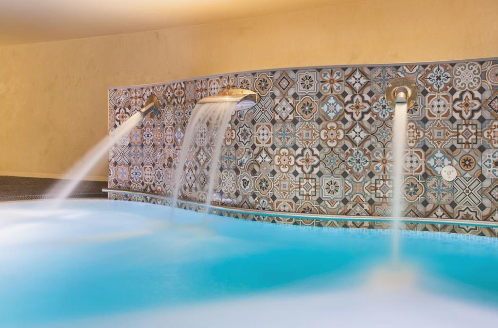 Férias em Maiorca: Tudo Incluído, Parque Aquático e Ferry - Insotel Cala Mandía Resort & Spa