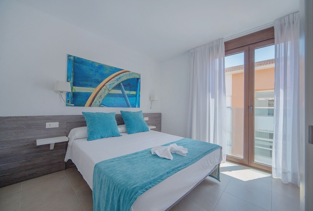 Ferrer Skyline Aparthotel