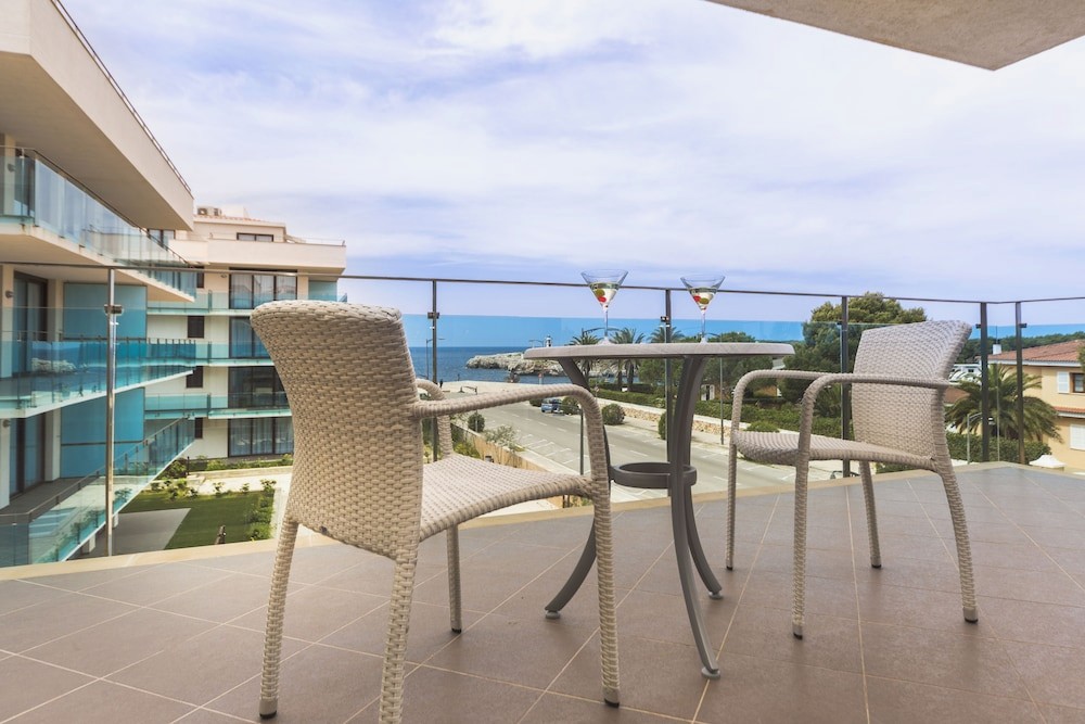 Ferrer Skyline Aparthotel