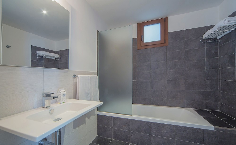 Ferrer Skyline Aparthotel