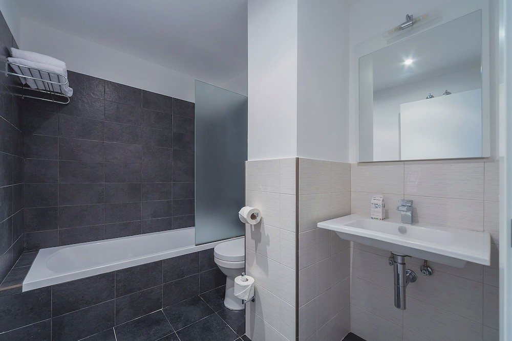 Ferrer Skyline Aparthotel