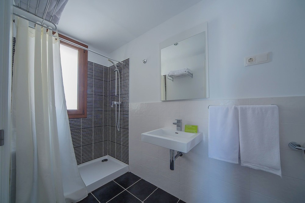 Ferrer Skyline Aparthotel