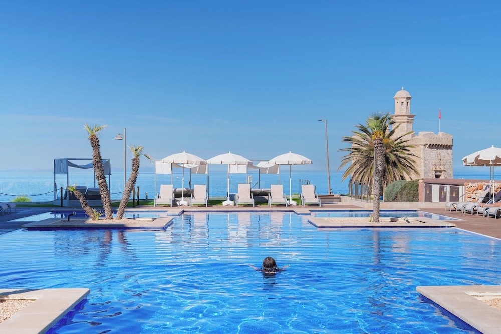 Ferrer Skyline Aparthotel