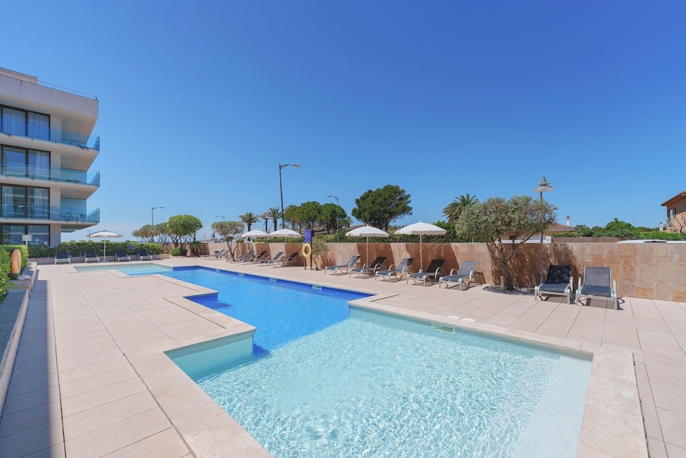 Ferrer Skyline Aparthotel