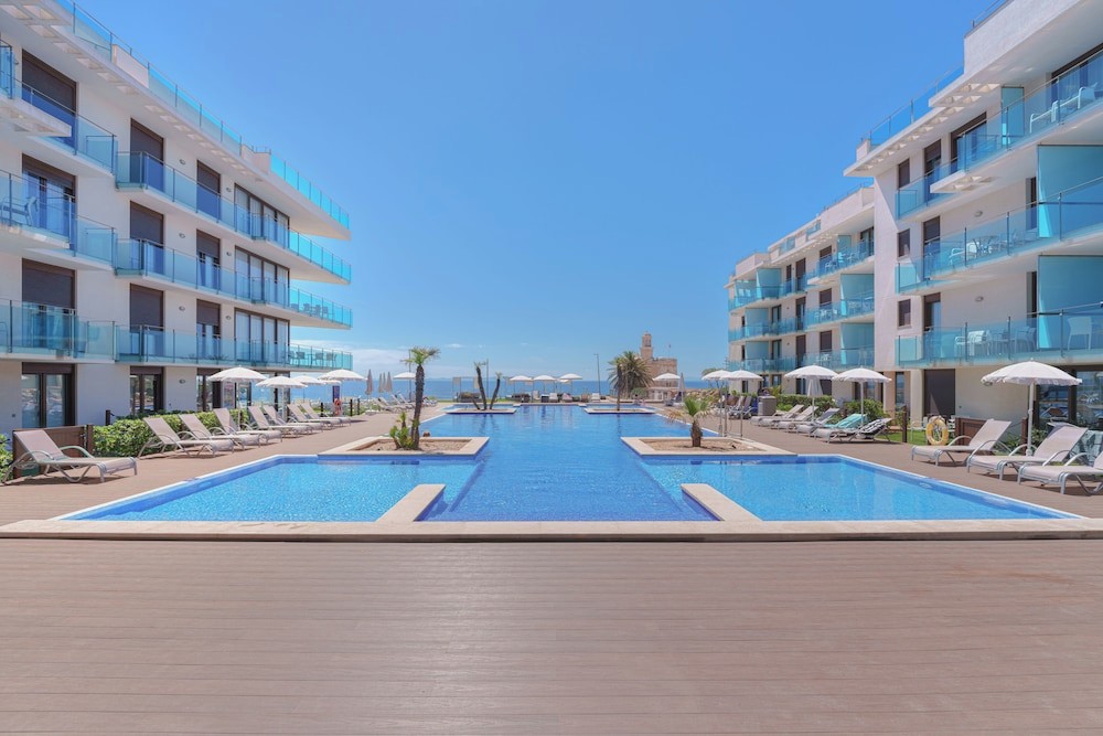 Ferrer Skyline Aparthotel