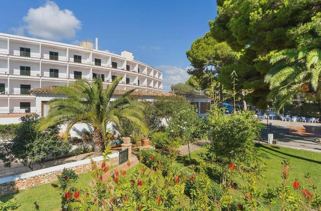 Maiorca está à sua espera: relaxe num hotel 4* perto do mar