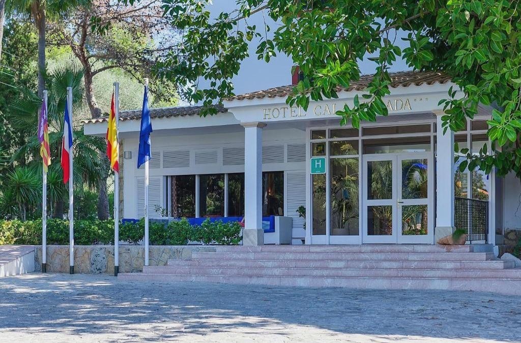 Maiorca está à sua espera: relaxe num hotel 4* perto do mar
