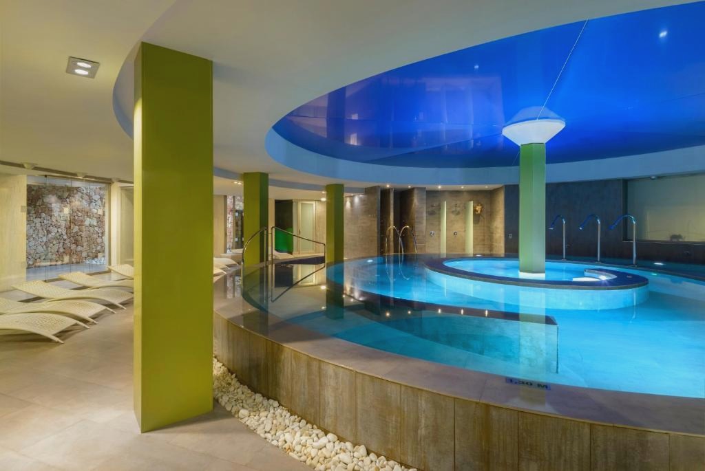 Hotel Seth Punta Prima