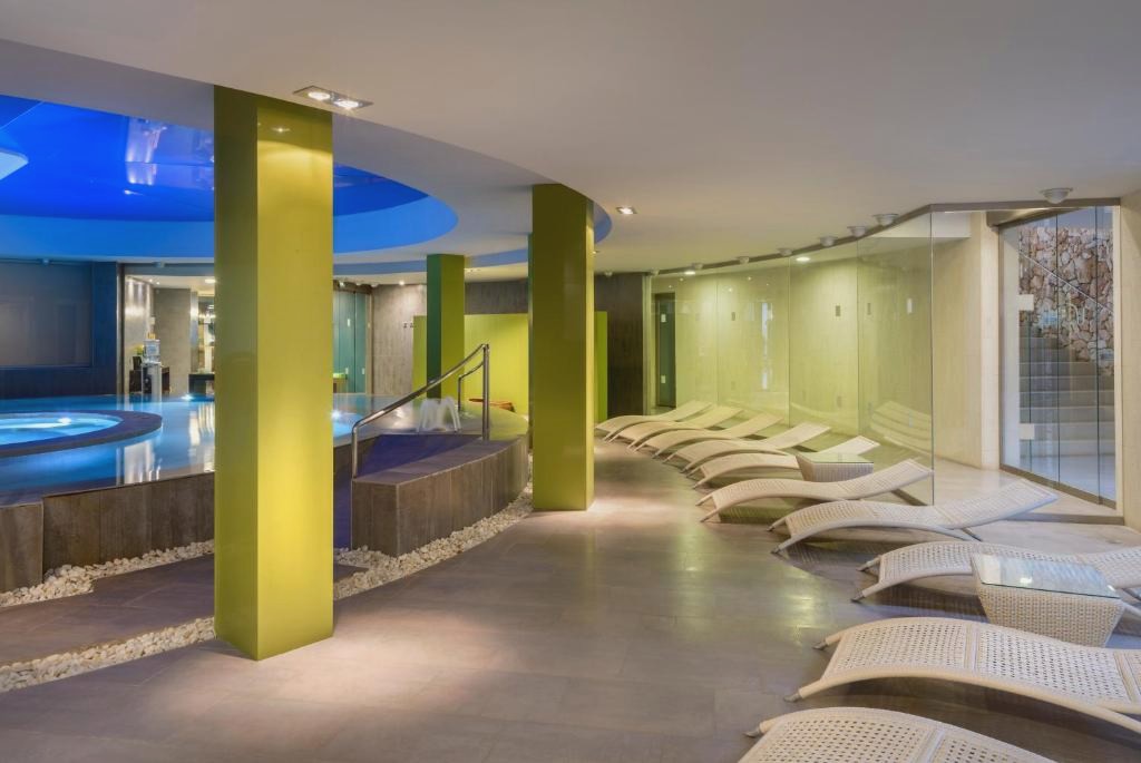 Hotel Seth Punta Prima