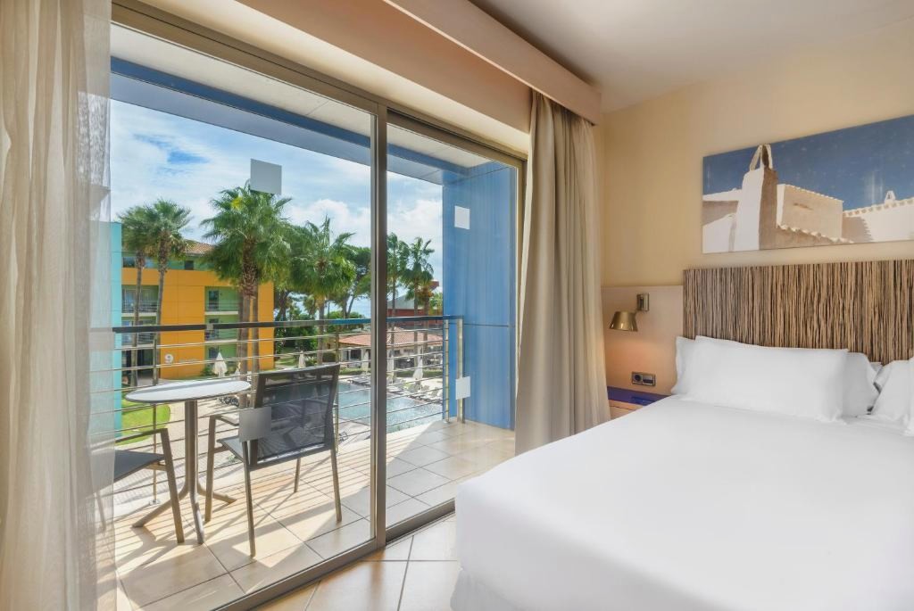 Hotel Seth Punta Prima
