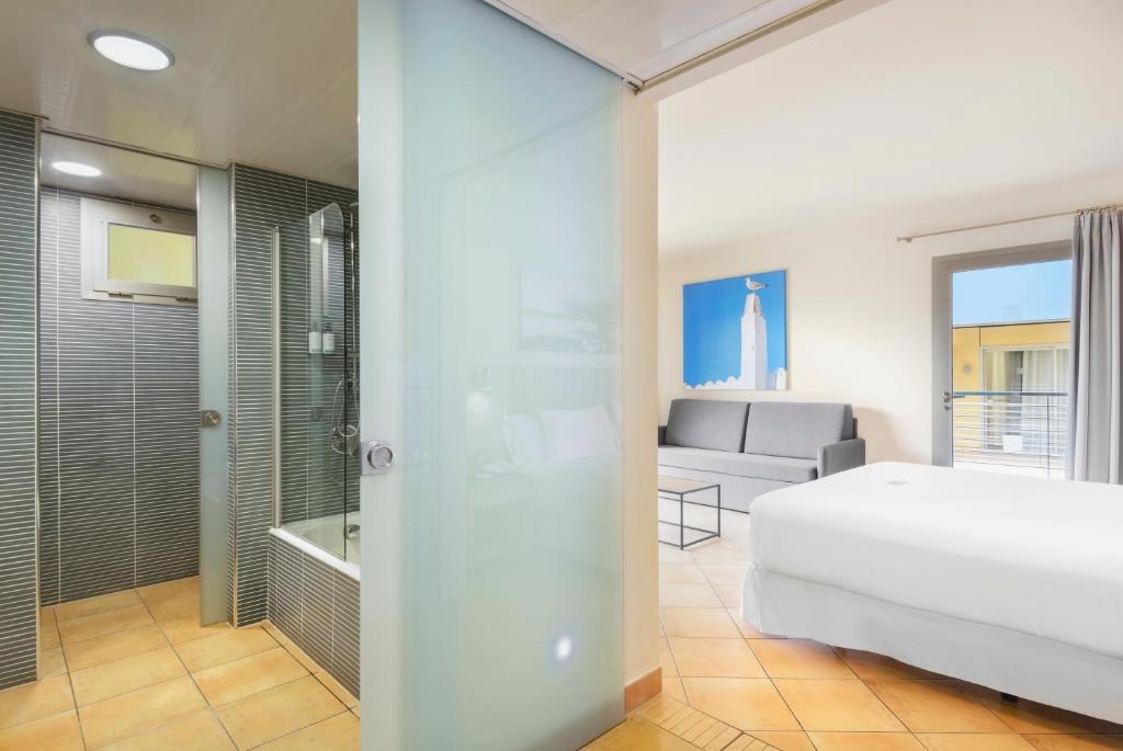 Hotel Seth Punta Prima