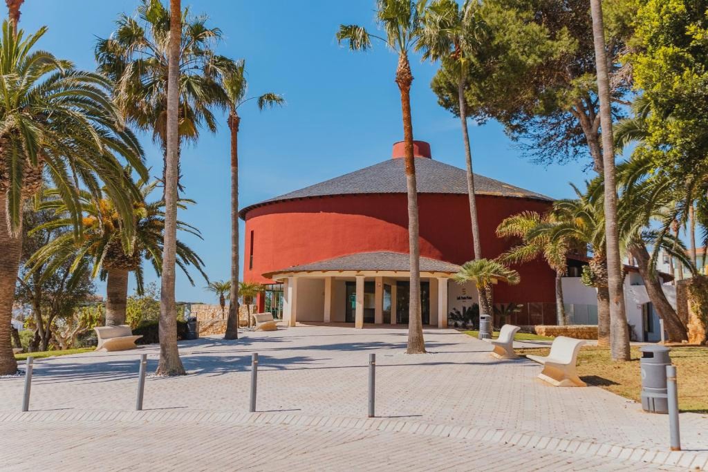 Hotel Seth Punta Prima