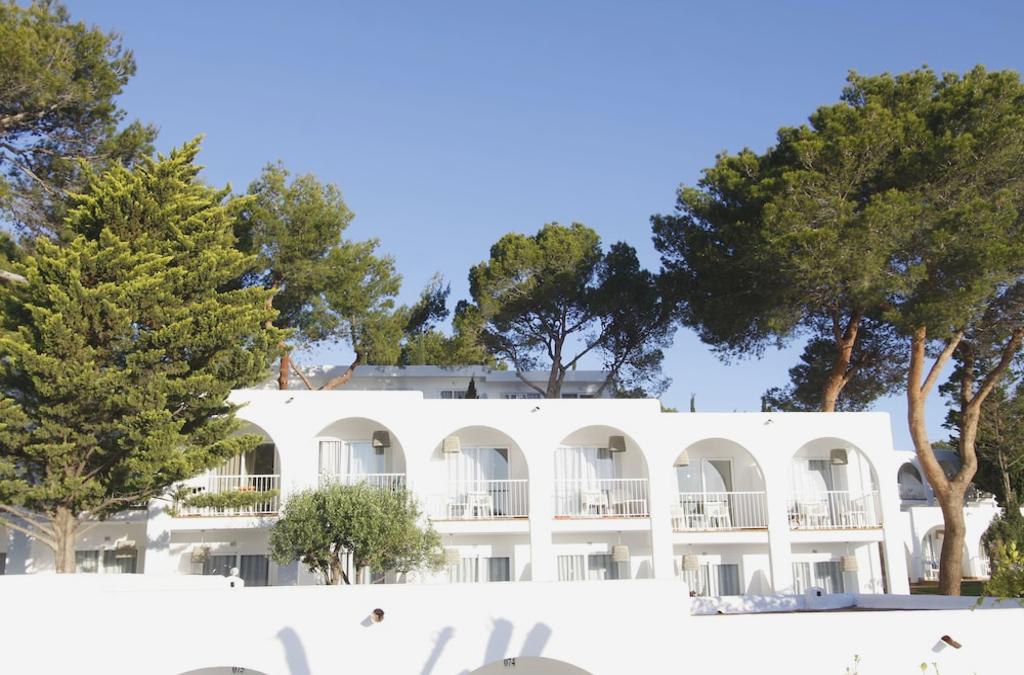 BG Hotel Portinatx Beach Club