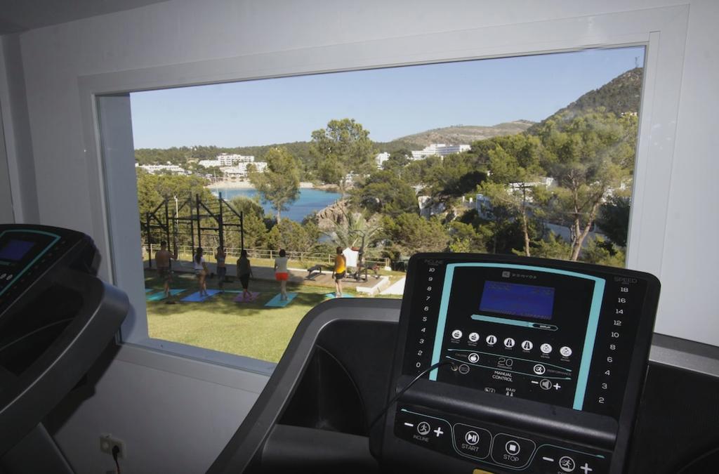 BG Hotel Portinatx Beach Club