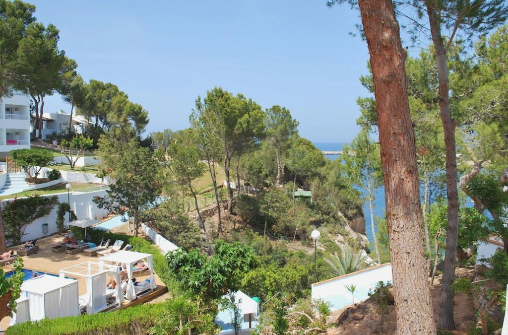 BG Hotel Portinatx Beach Club