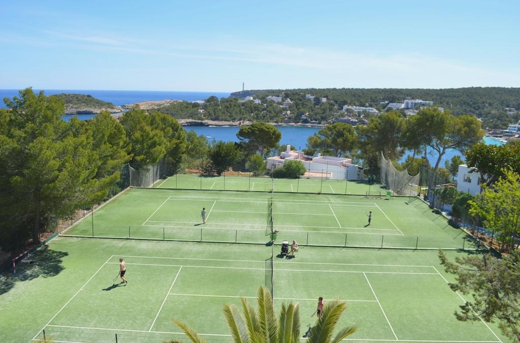 BG Hotel Portinatx Beach Club