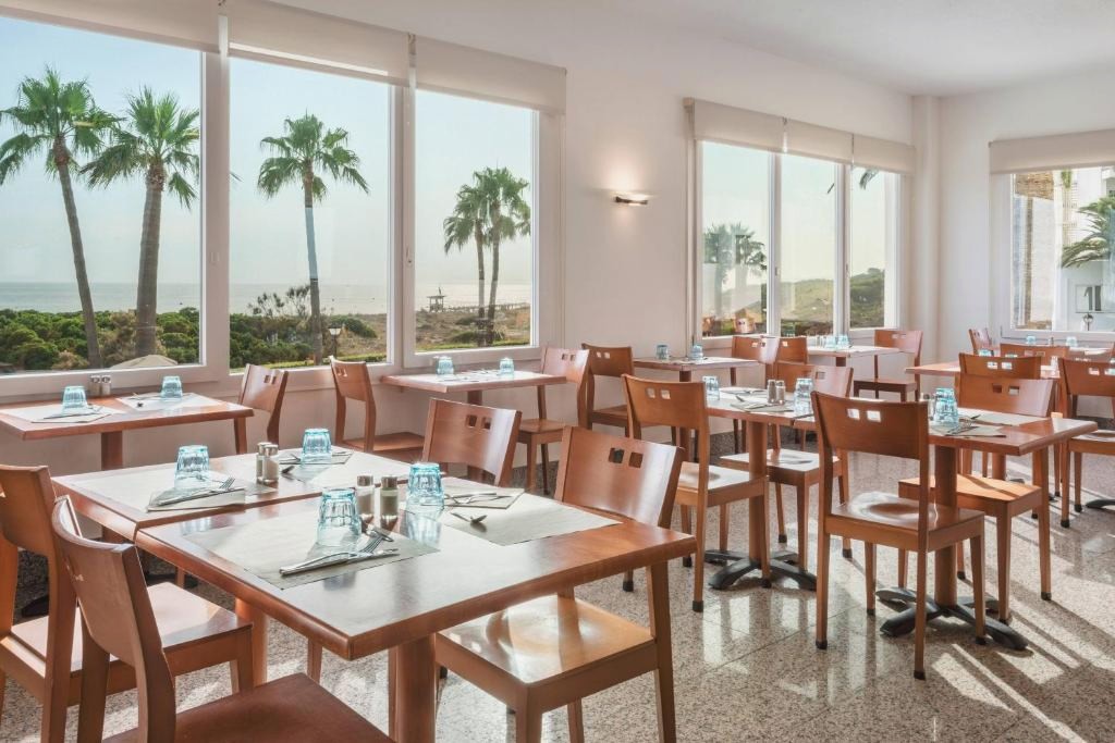 Your Family Holiday in Minorca with Half Board - Incredible discounts for kids!
