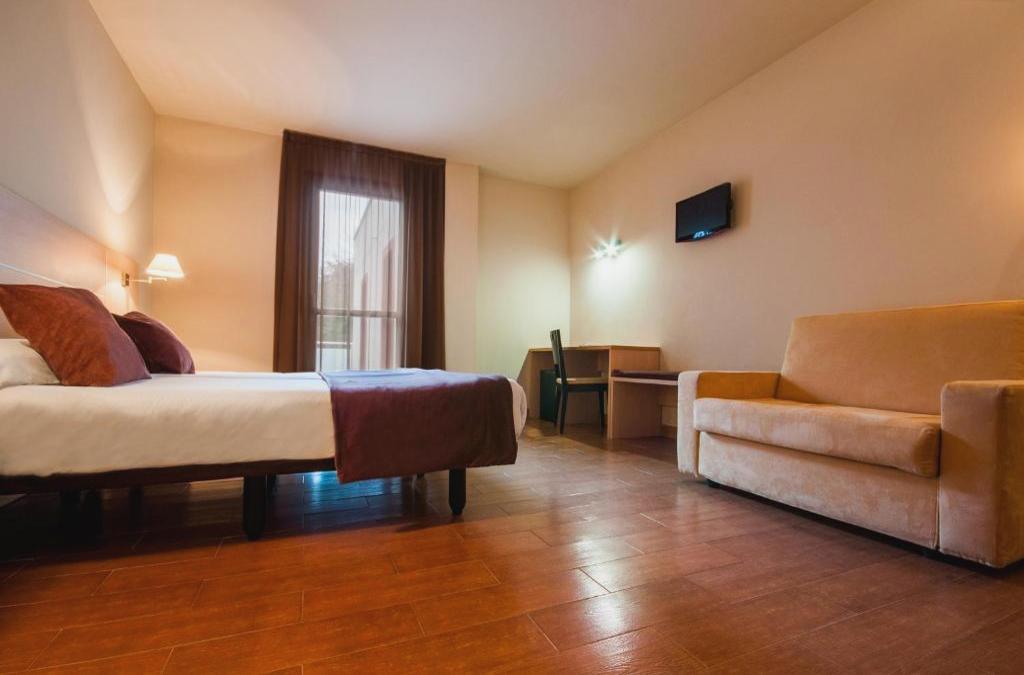 Nature, serenity and a thermal break near Bilbao - Hotel Balneario de Areatza