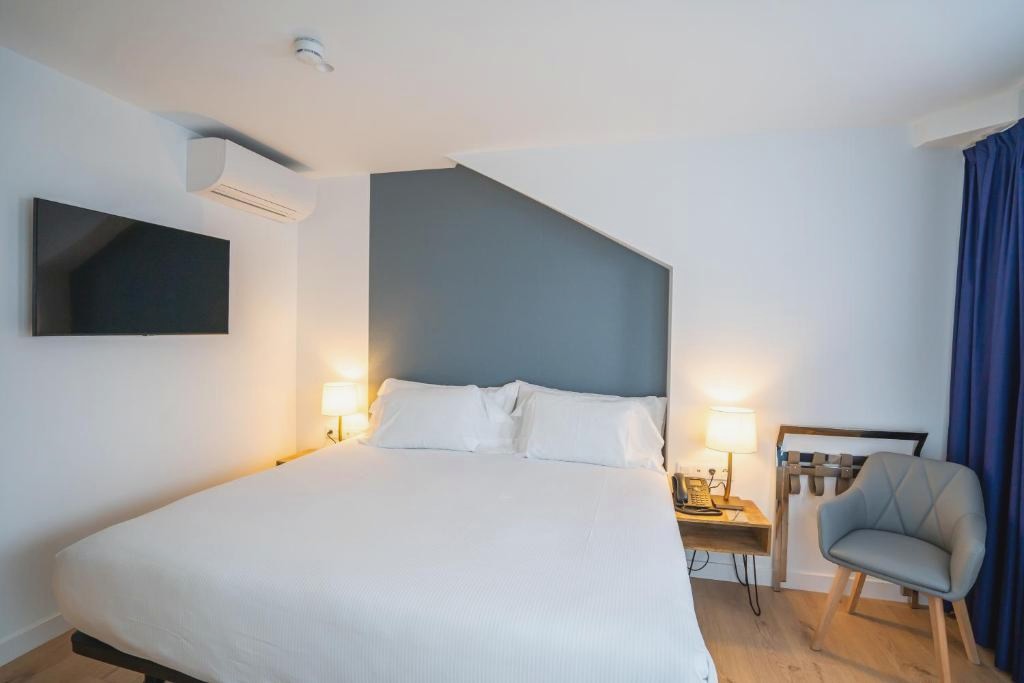 Discover the beauty of San Sebastian - abba Apartments Playa de Gros San Sebastián