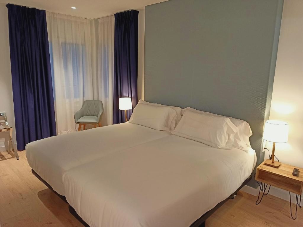 Discover the beauty of San Sebastian - abba Apartments Playa de Gros San Sebastián
