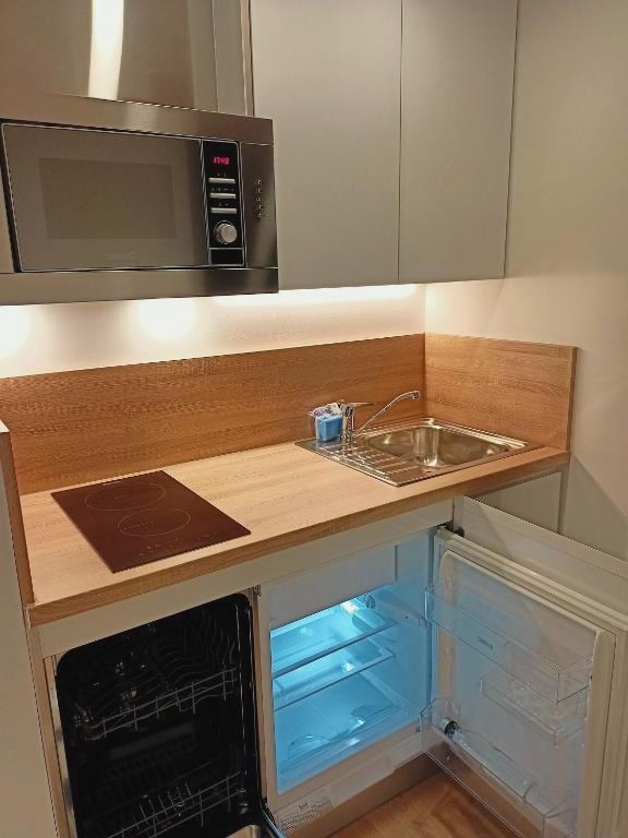 Discover the beauty of San Sebastian - abba Apartments Playa de Gros San Sebastián