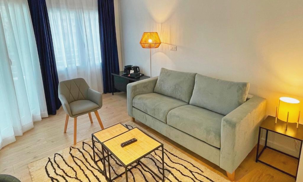 Discover the beauty of San Sebastian - abba Apartments Playa de Gros San Sebastián