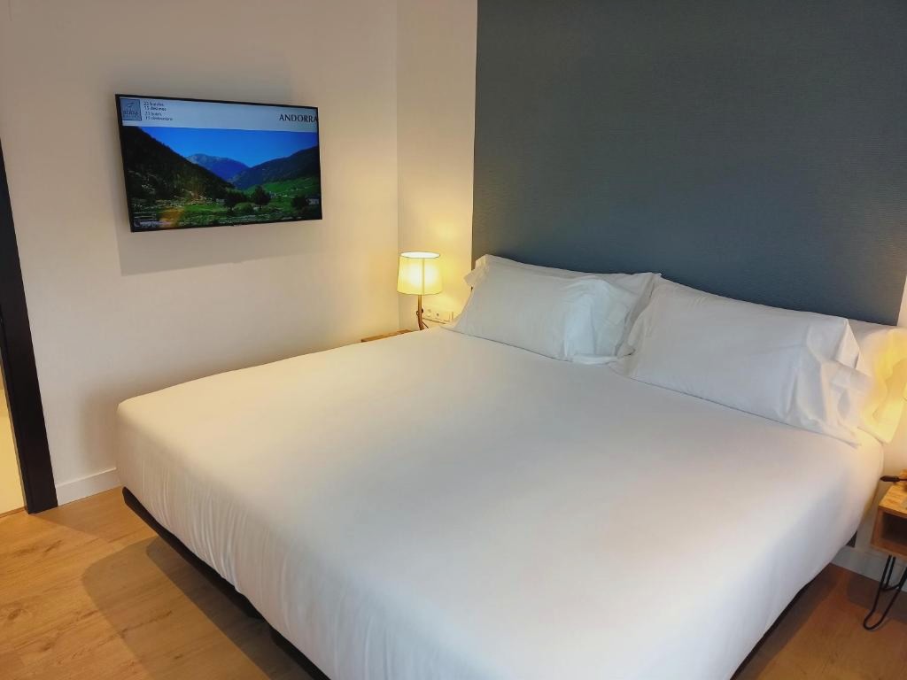 Discover the beauty of San Sebastian - abba Apartments Playa de Gros San Sebastián